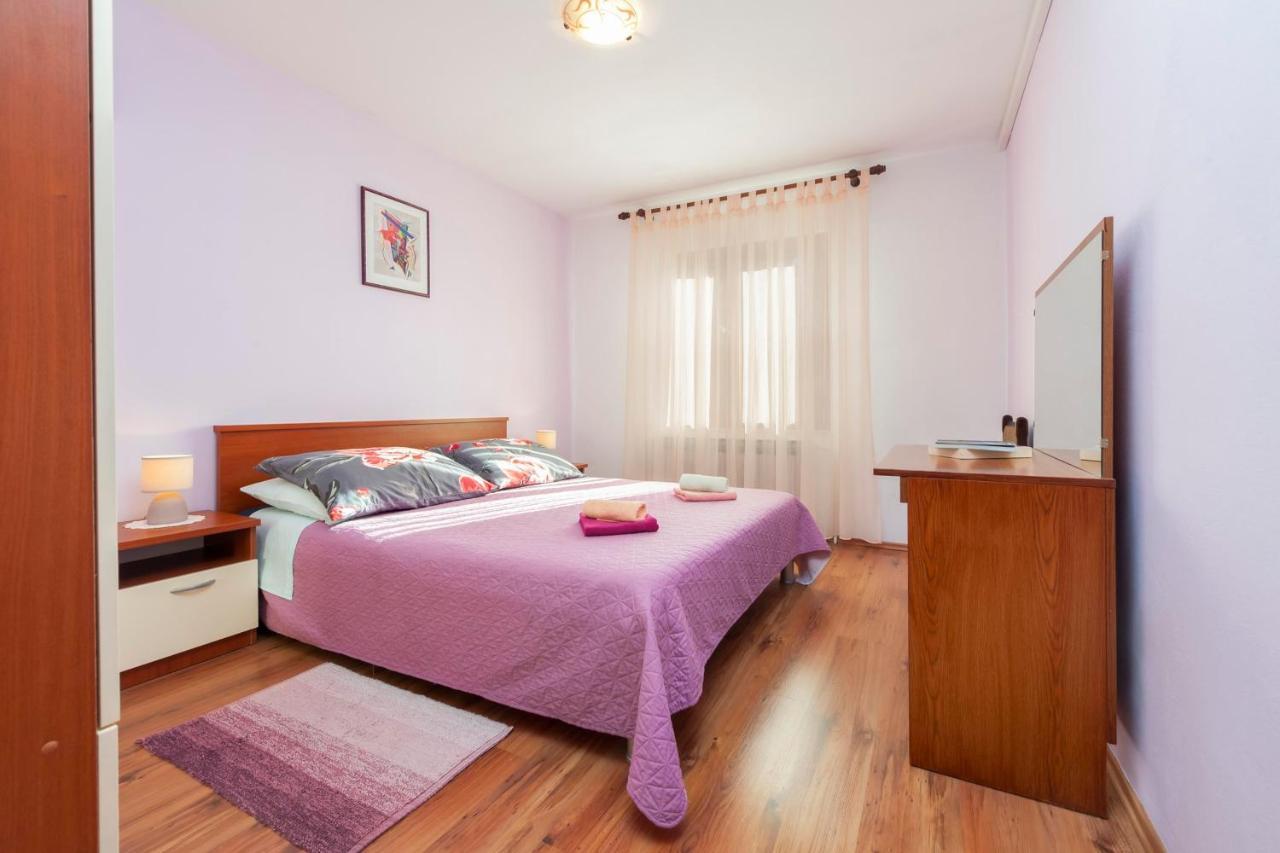 Apartments Adria Ровинь Экстерьер фото
