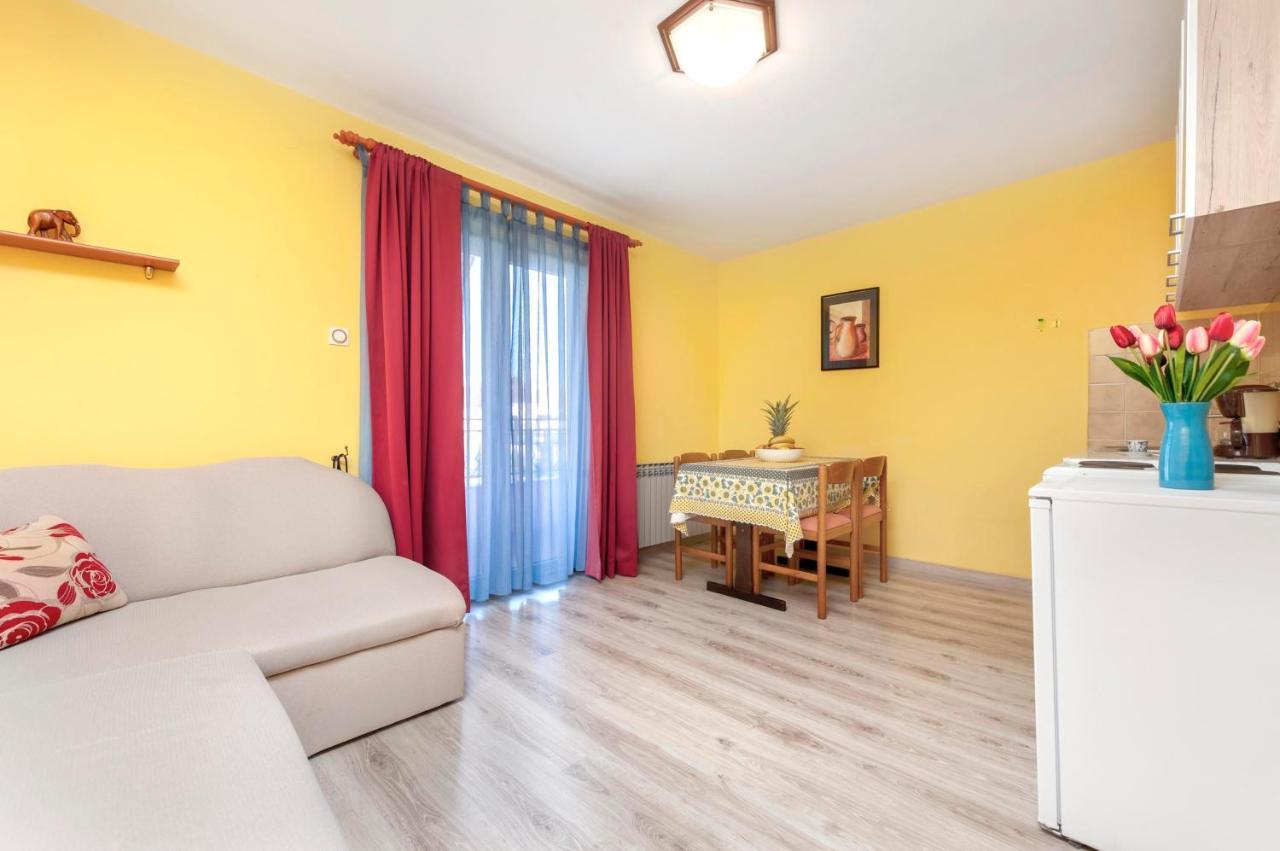 Apartments Adria Ровинь Экстерьер фото