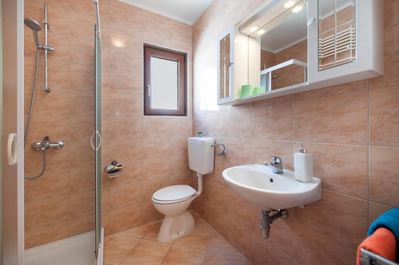 Apartments Adria Ровинь Экстерьер фото